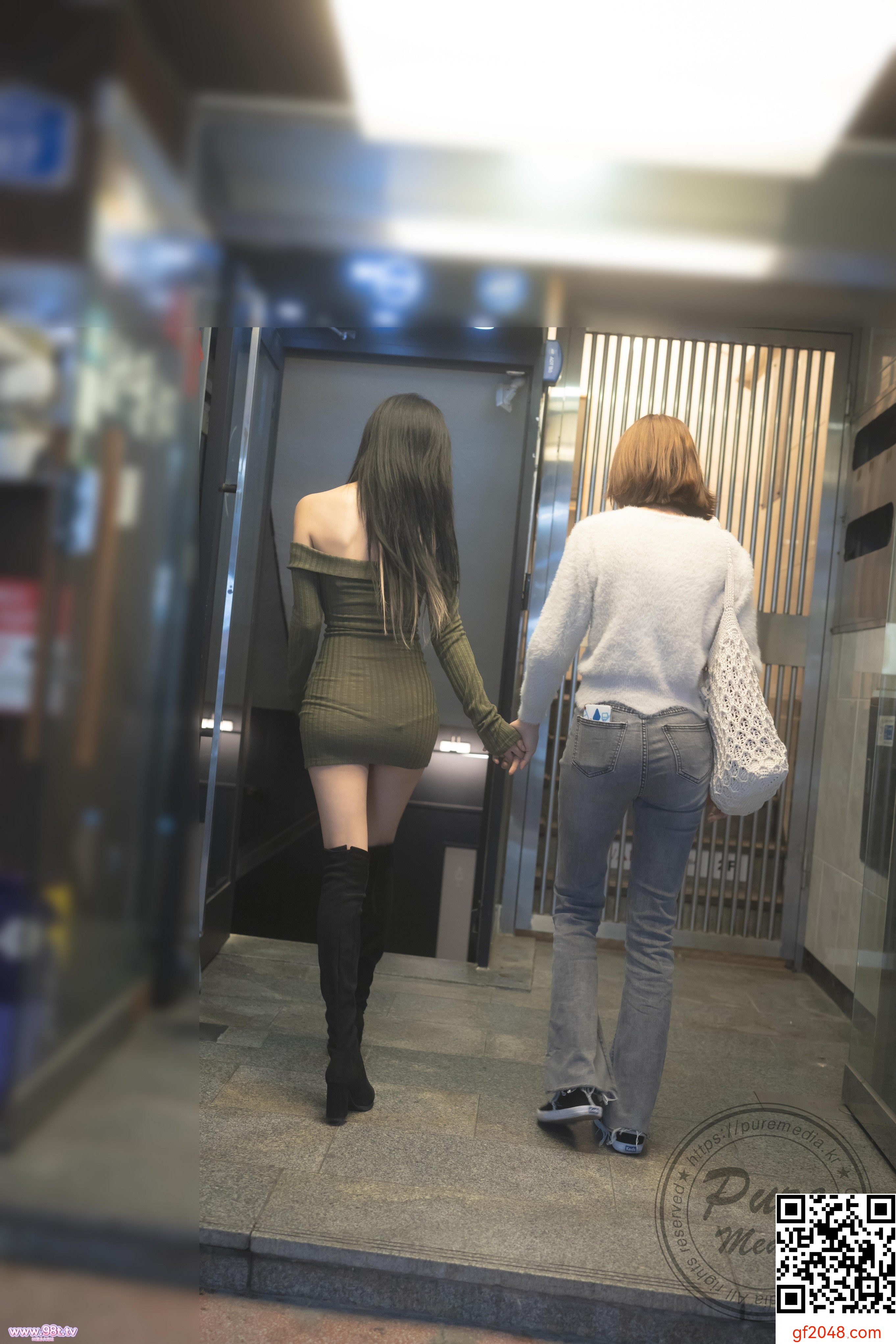 Pure Hina-Black Out Slutty Girl 闺蜜把我灌醉后抛弃马路边幸好有好心小哥哥救我全心全意报答他[244P]