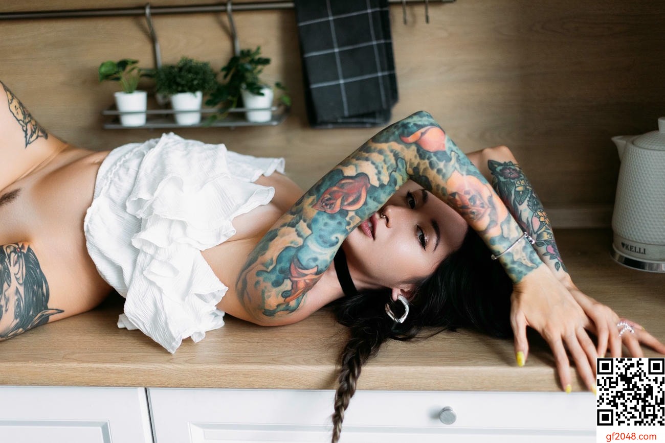 【Suicide Girls】Mar 07, 2026 - Elune - What Does Your Cat Do When You'r...