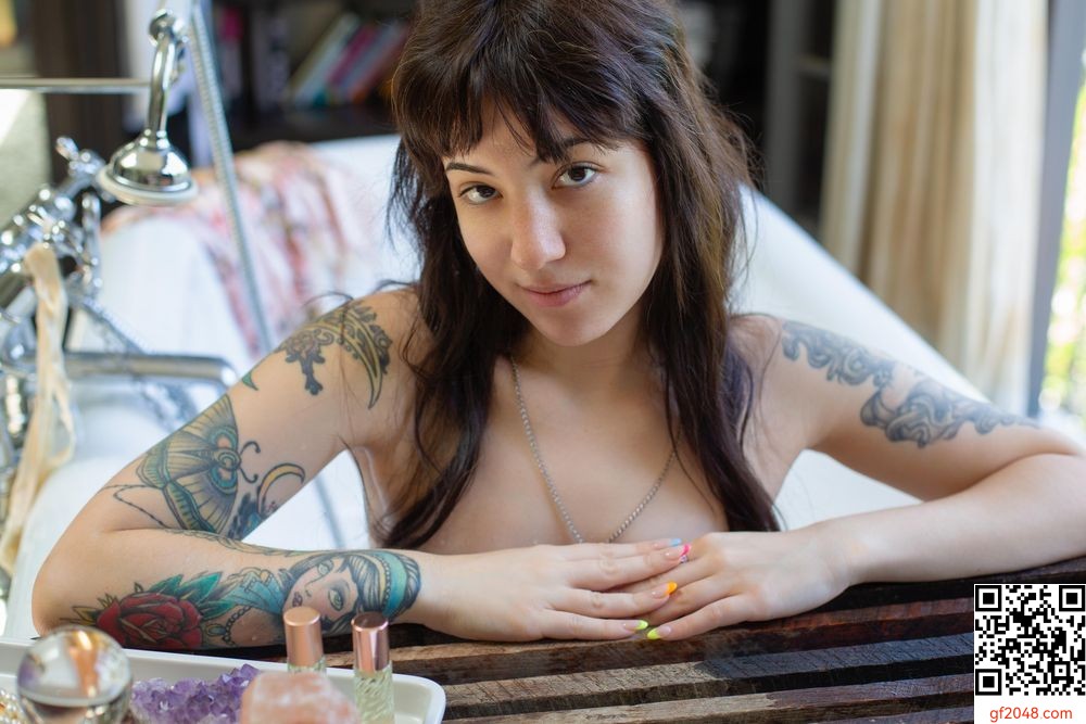 [Suicide Girls] Vaega - Moon - 55P