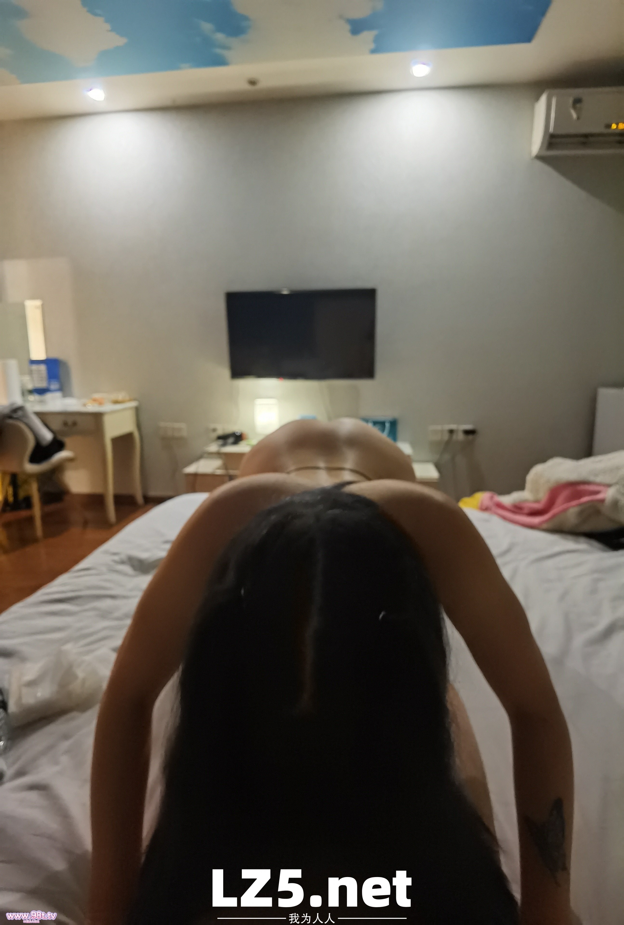 充满罪恶感的洛丽塔双马尾少女 攻速翻倍神器极致美臀诱惑【56P】