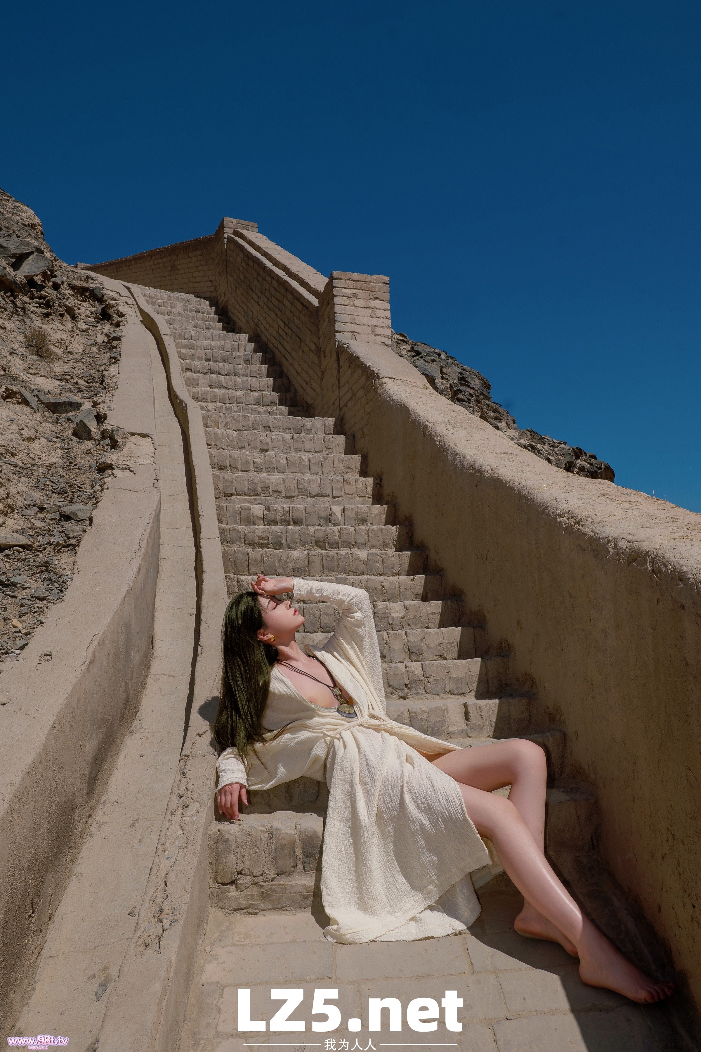 年年-城[46P]