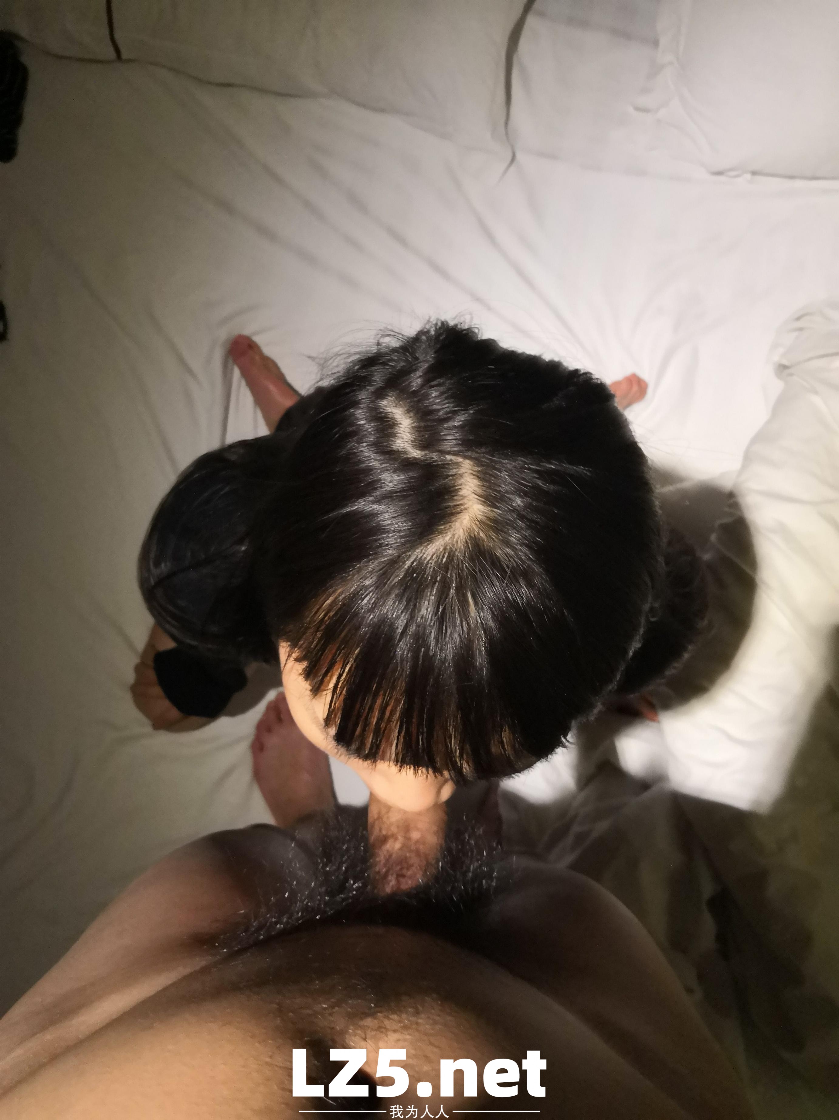 适合后入的小骚[14]