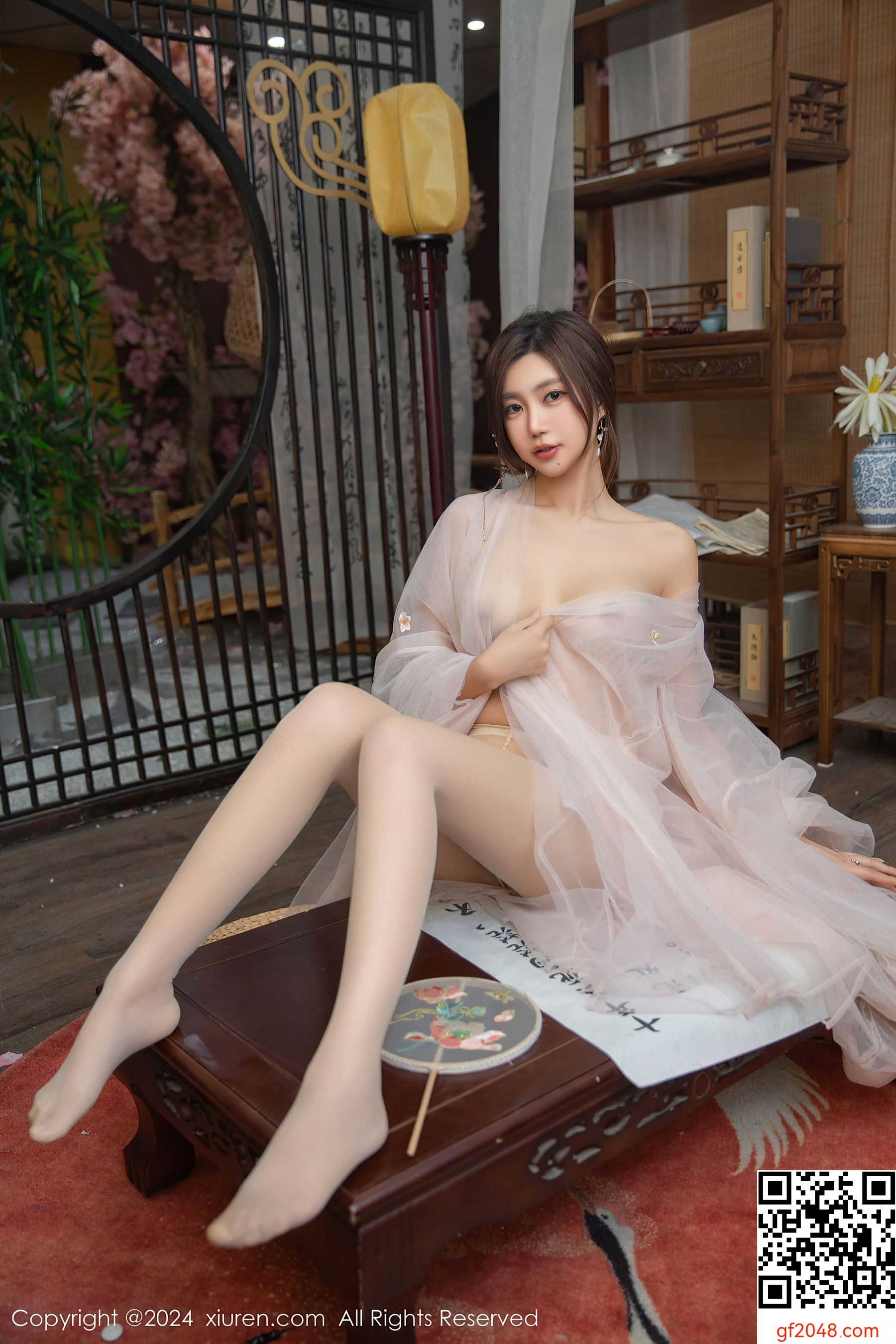 [XiuRen秀人网] No.9475 绮里嘉ula 古风美腿