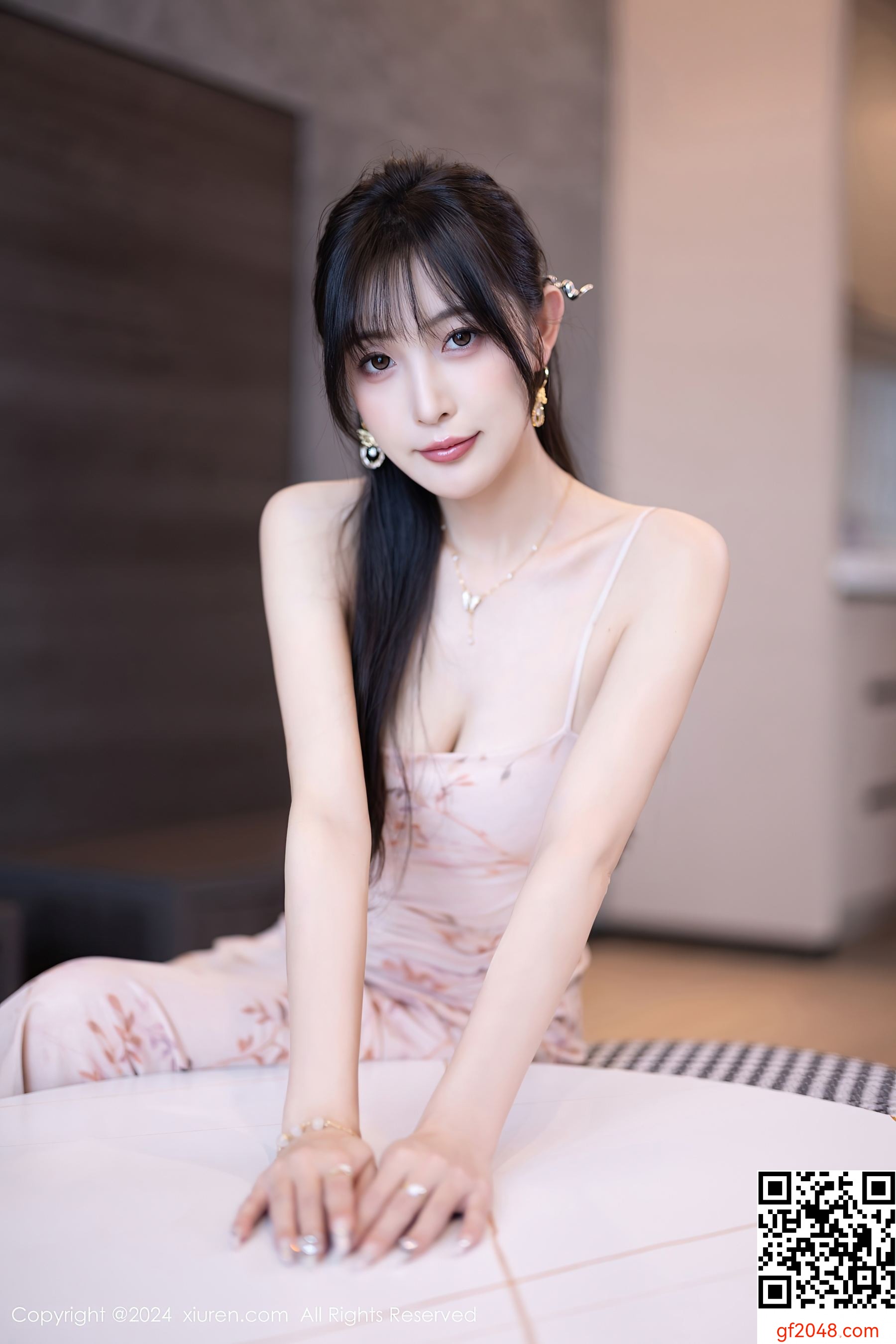 [XiuRen秀人网] No.8682 林星阑 丝袜美腿