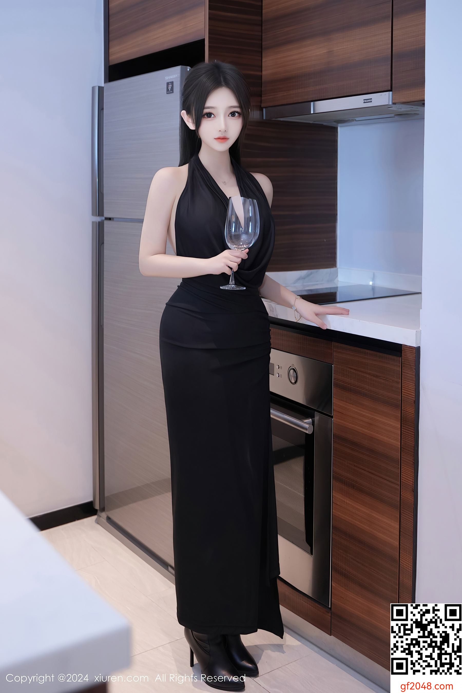 [XiuRen秀人网] No.8623 奶茶味的包子 美臀性感