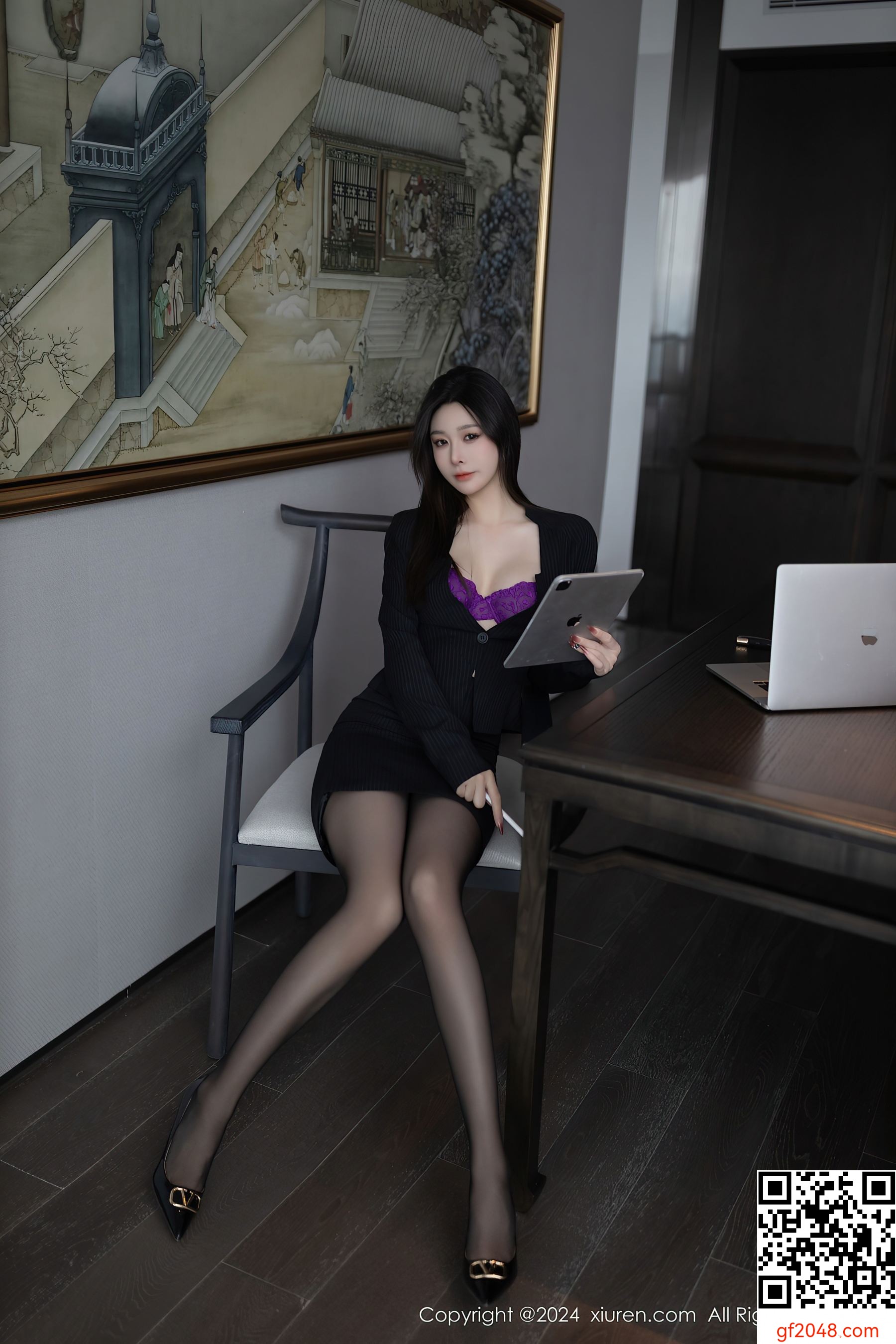 [XiuRen秀人网] No.8626 小逗逗 黑丝美腿