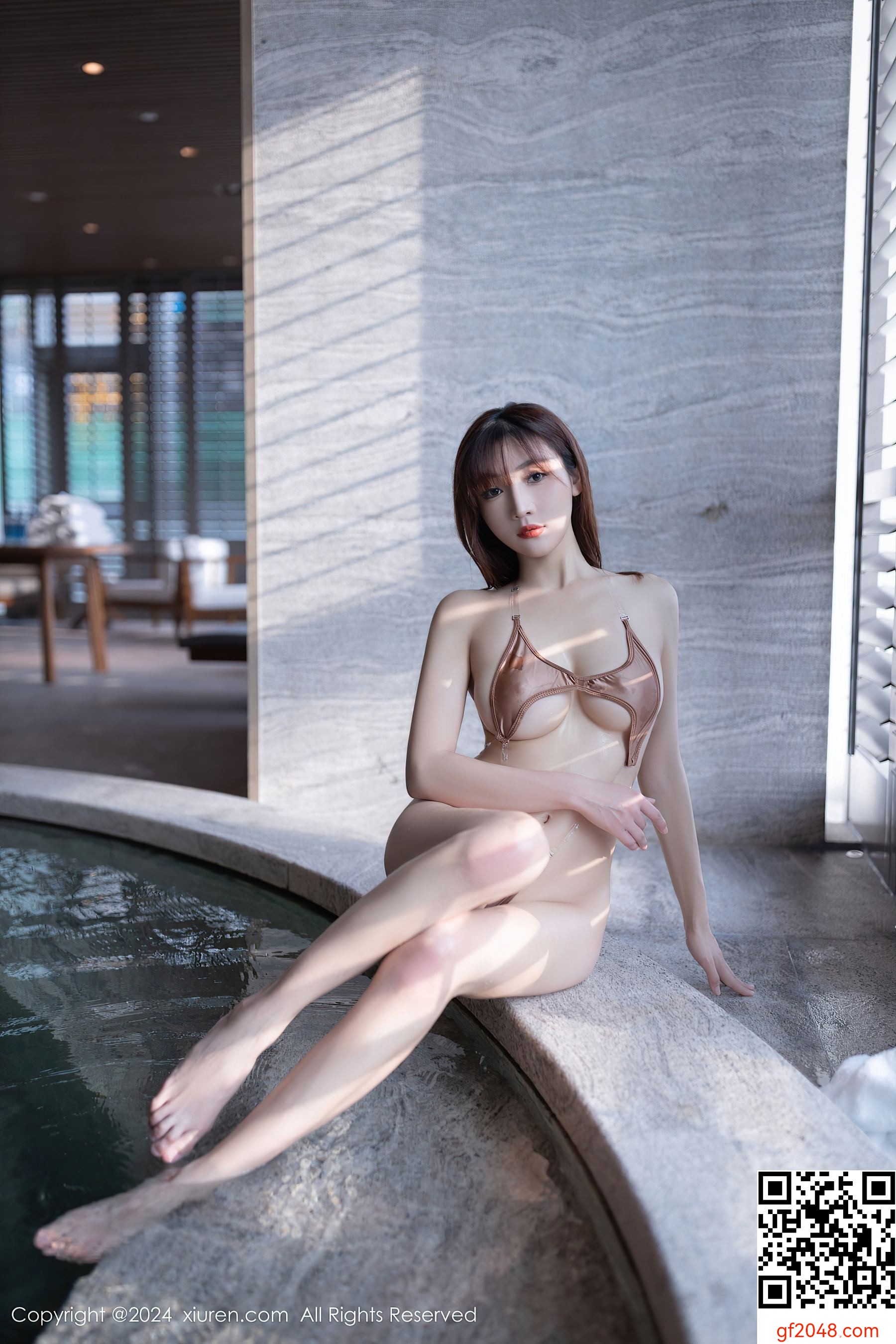 [XiuRen秀人网] No.8379 陆萱萱 美腿性感