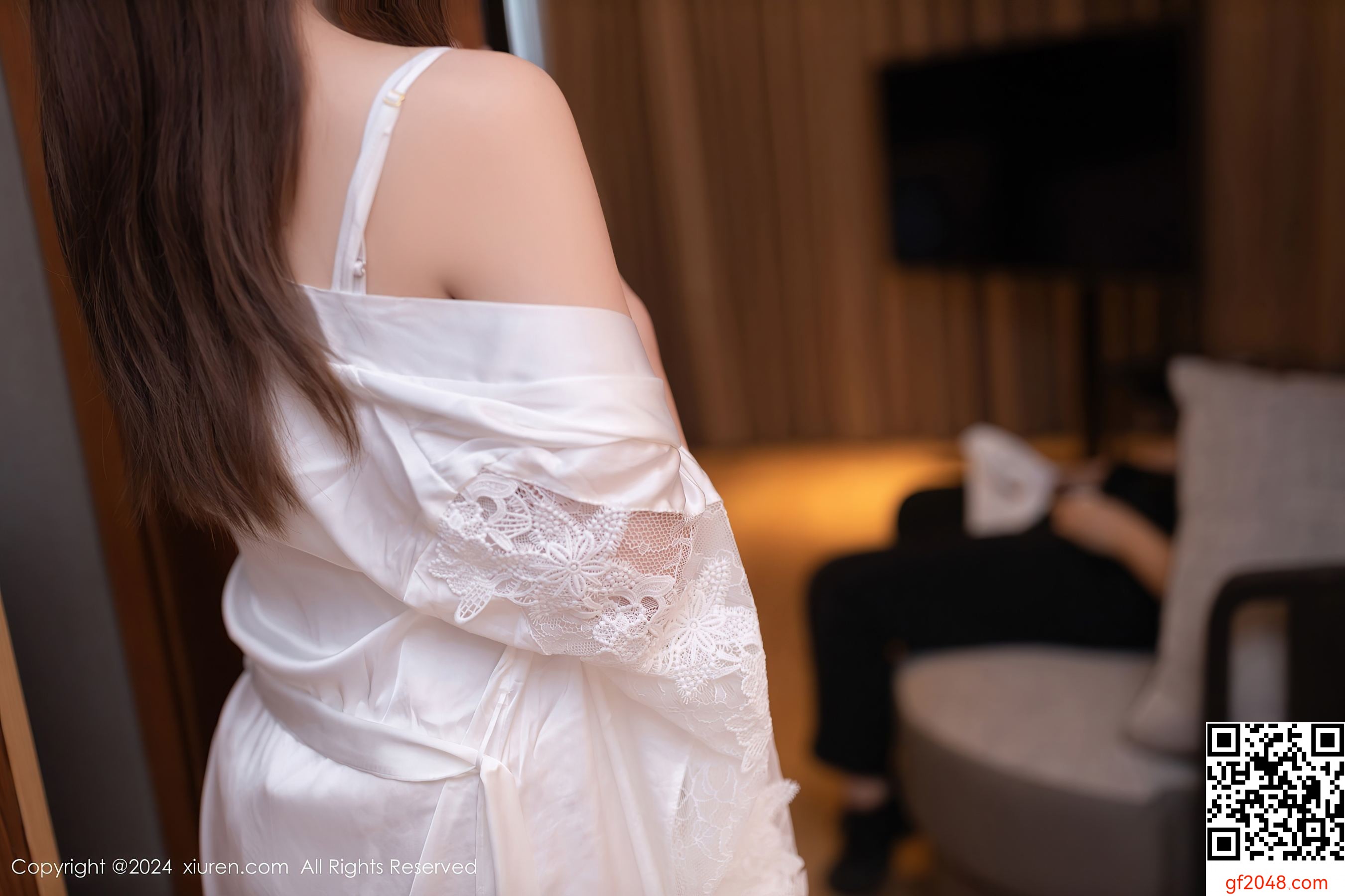 [XiuRen秀人网] No.8225 杏子Yada 性感美腿