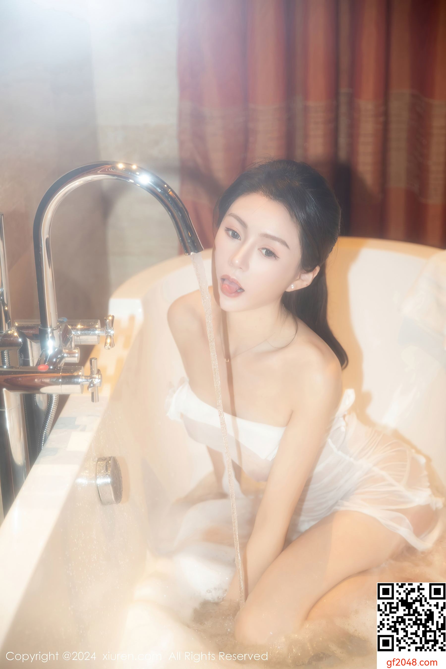 [XiuRen秀人网] No.8033 林幼一 新人美腿