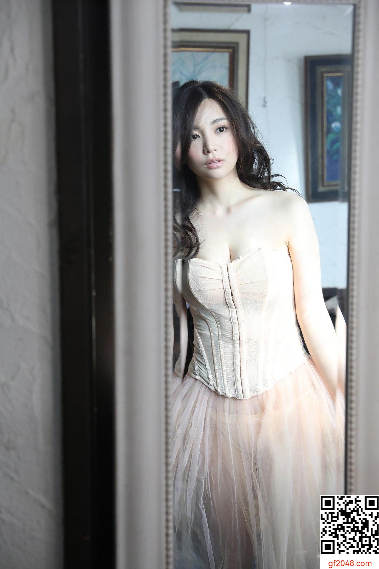 仲村美海 Fairy 週刊ポストデジタル寫真集 (82P)