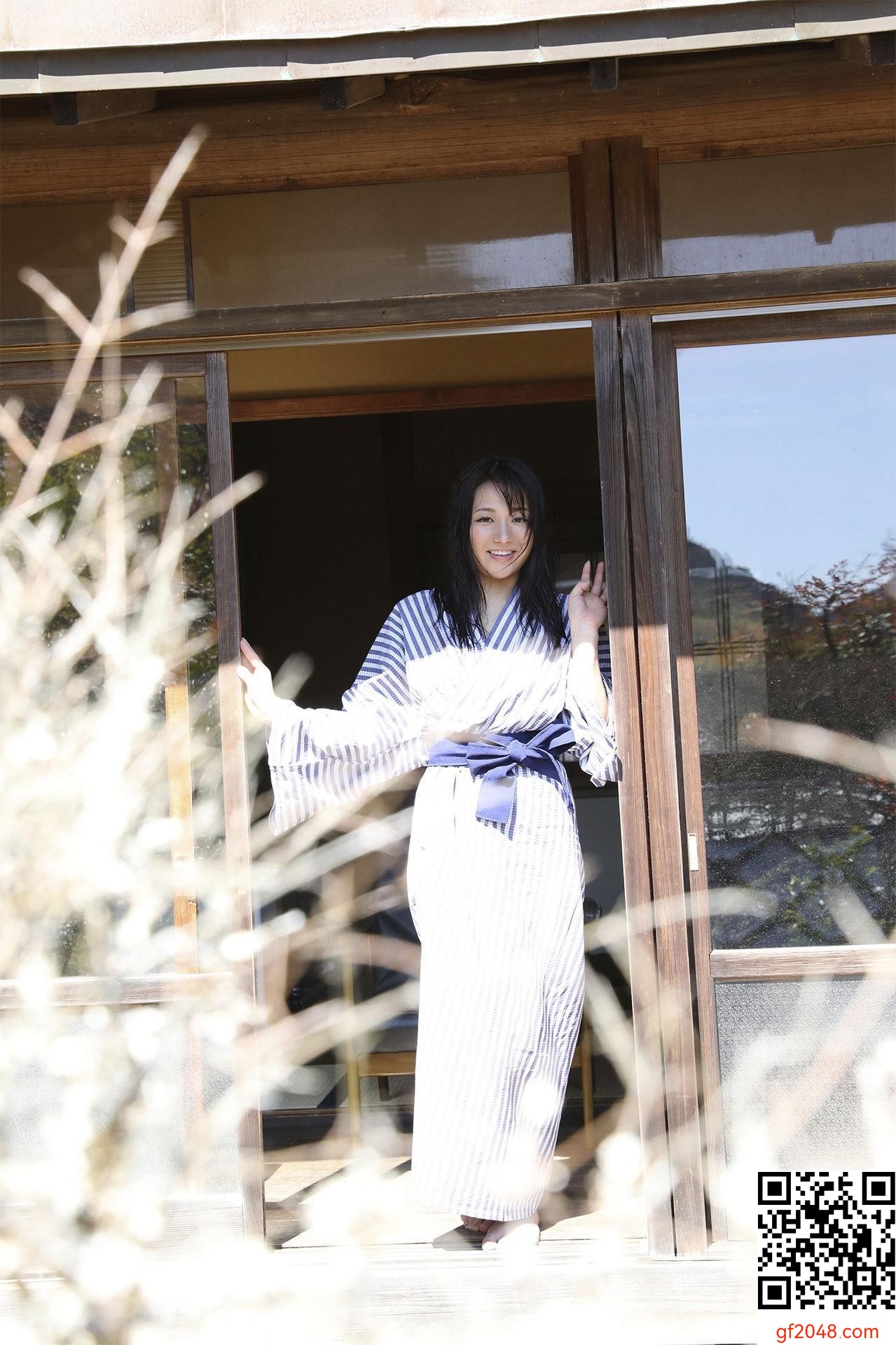 [藤崎里菜] 捕獲大奶櫻花妹 全裸露出實在太優質！ (28P)