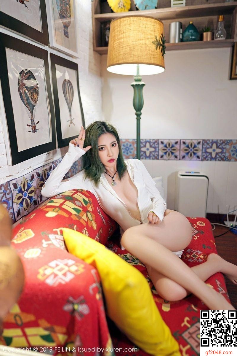 模特小櫻花修長美腿曼妙身材美胸翹臀 (53P)