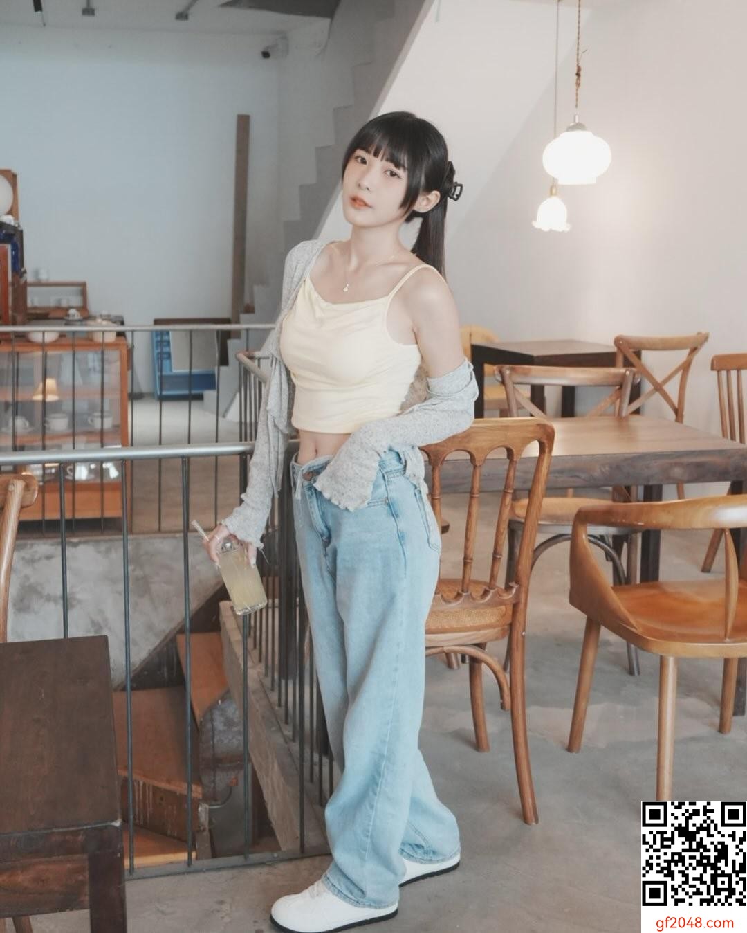 「衣浠」甜美清純誘惑一次滿足 網友都戀愛了 (10P)