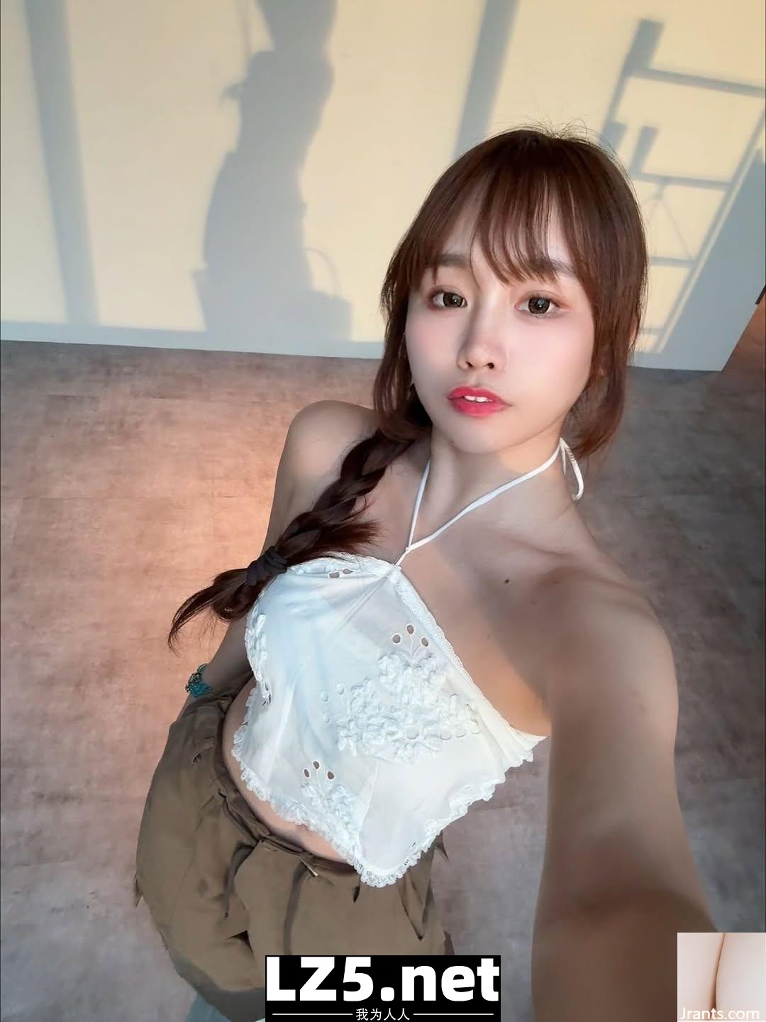 「IreneHuang媁哥」 甜美外表暗藏火辣曲線 (10P)