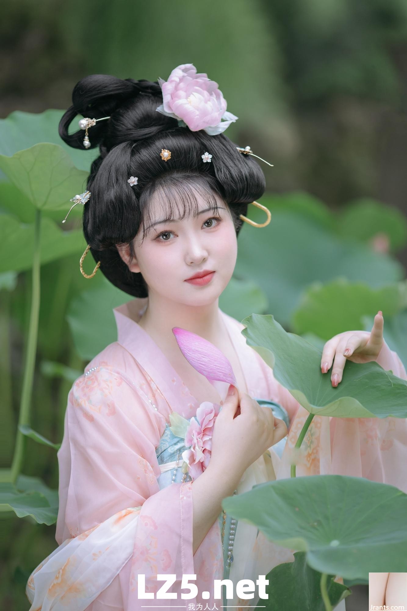荷韻唐風 子小潯 (28P)