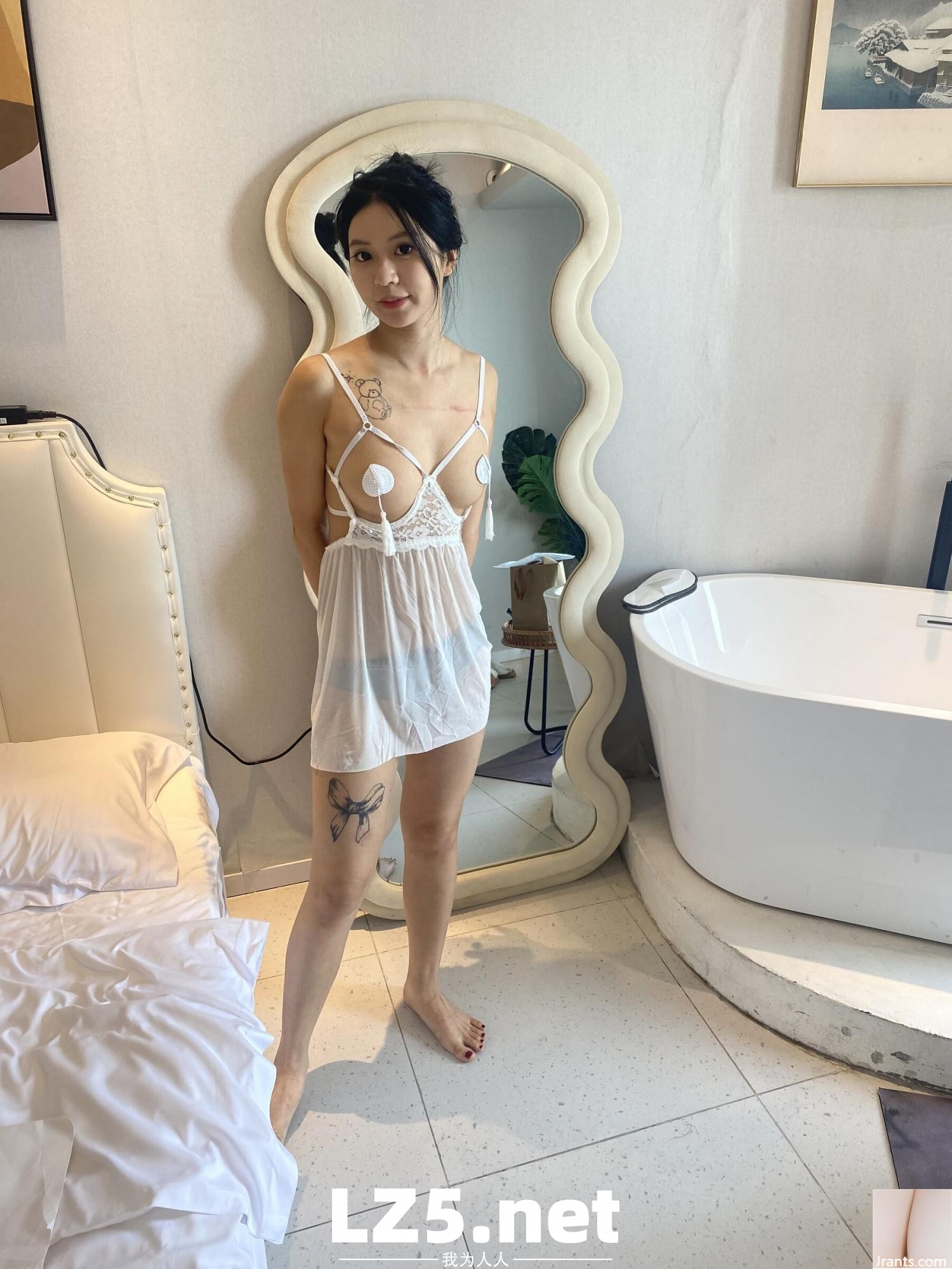 國模七七人體私拍套圖 (47P)