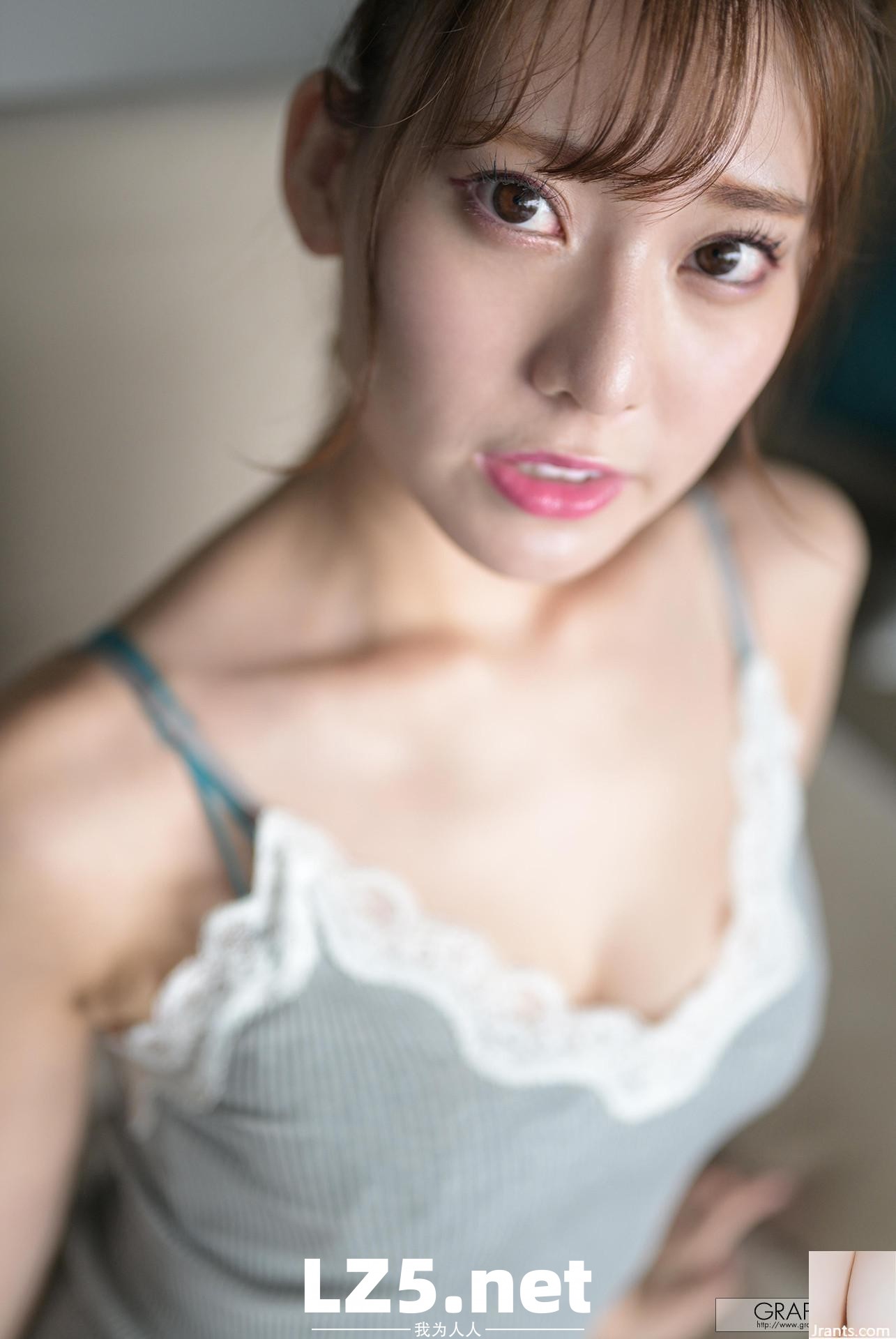 [楓ふうあ] 長腿美人白皙肌膚+外型搭配滿滿的氣質感 (22P)