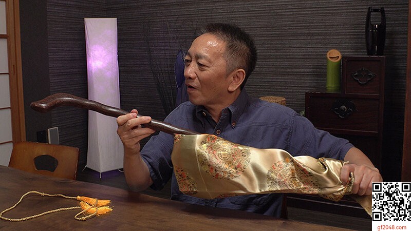 吉澤友貴、碧波しずく、水月みお：オンナを操る魔法の杖 息子たちの嫁を洗脳して寝取